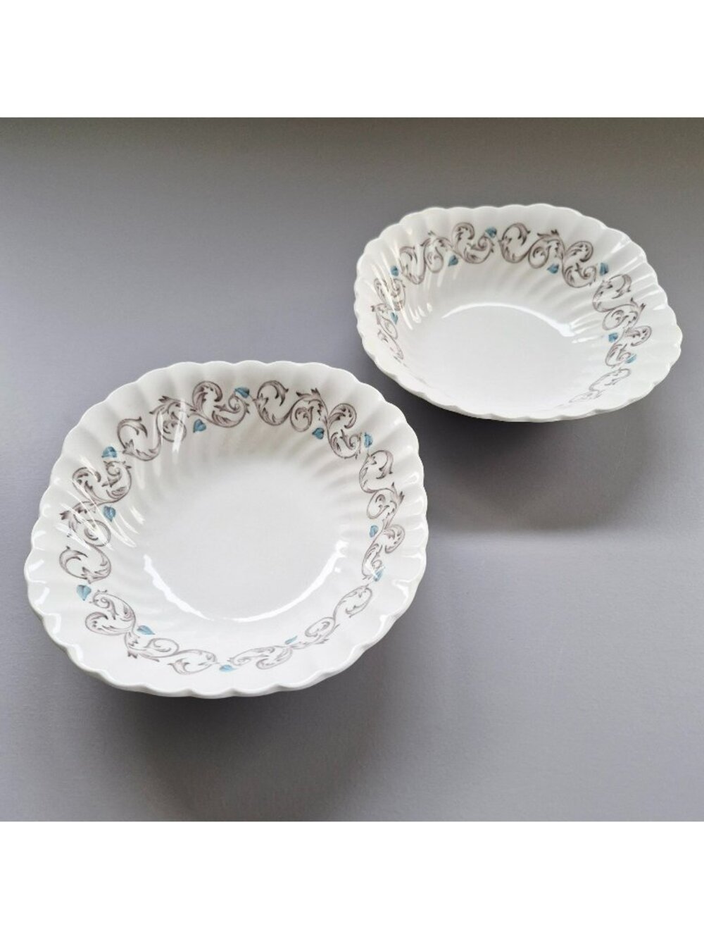 Vintage Johnson Bros Encore Square Cereal Bowl Set of 2, Blue Leaves Light Brown